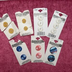 Domcord III Vintage Buttons Lot Iridescent Marbled Retro Crafting Mixed Sizes